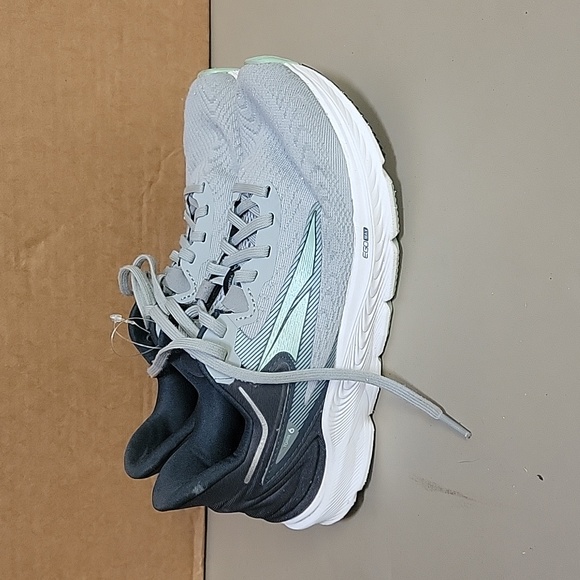 Altra Shoes - Altra torin 6 ego max woman shoe size 6